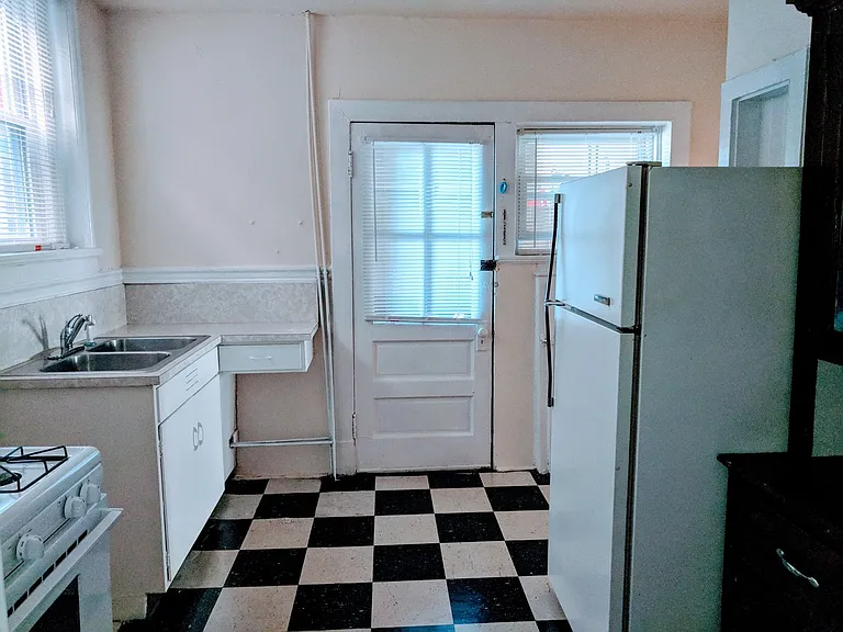 800 N. Sheppard St. — Photo 49