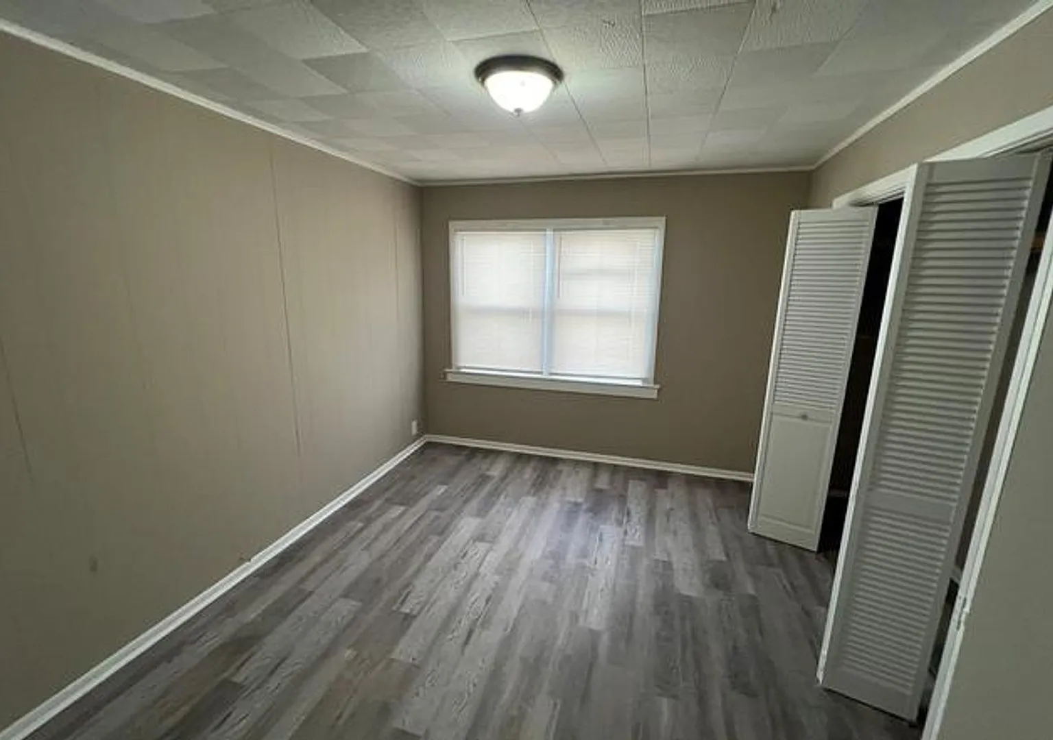 Spacious Cleveland Home for Rent Great Neighborhood! — Photo 3