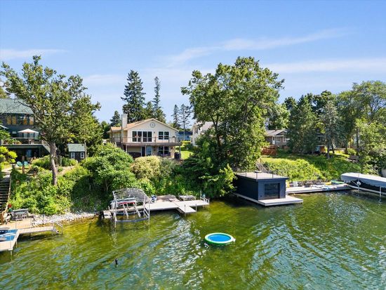 105 East Lake LANE, Colgate, WI 53017
