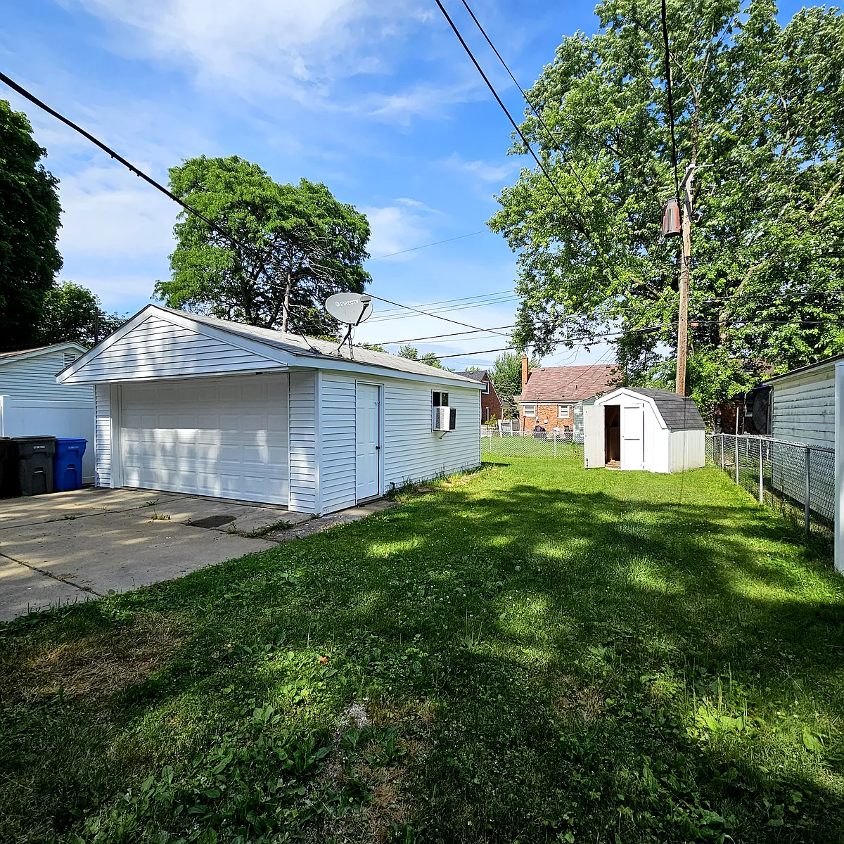 Building Photo - 419 Sunningdale Dr