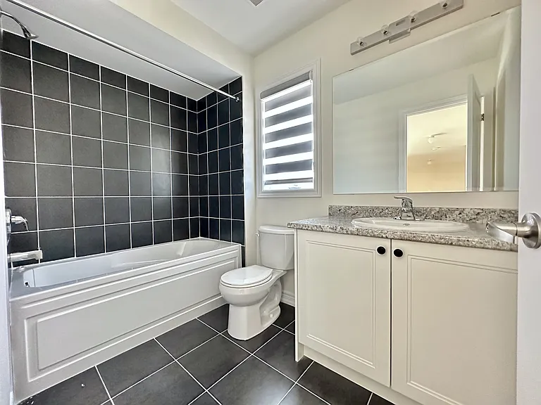 4 Blue Heron Dr — Photo 17
