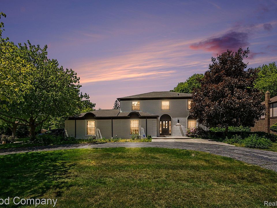 1st image of 30049 Mayfair Dr