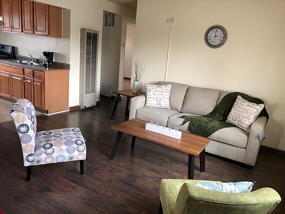 5th image of 6822 Vinevale Ave APT A