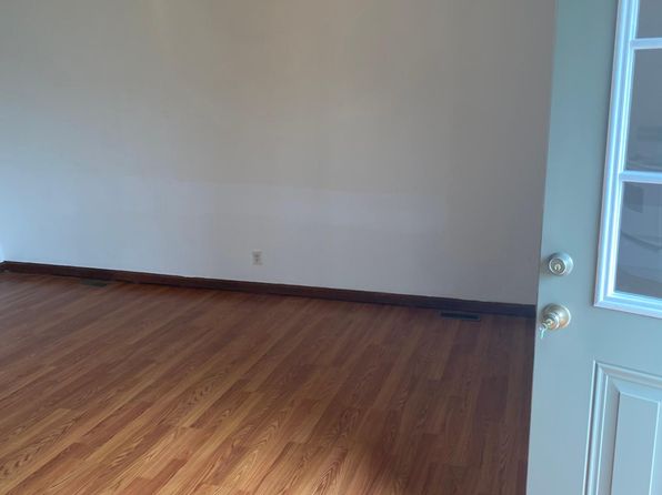 1400 Ewing Ave