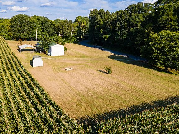 5th image of 6056 S Lamont Rd