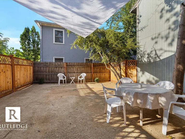 8 Willamette Ave — Photo 19