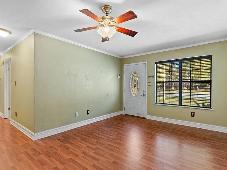 3213 Shimmy Ln — Photo 3