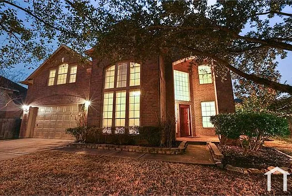4 bed, 3008 sqft, $2,499 — Photo 1