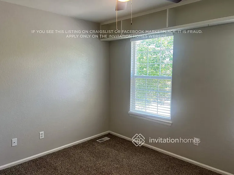 3289 Blue Grass Cir — Photo 6