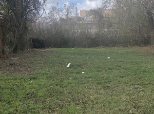 2702 Saint Charles St, Houston, TX 77004