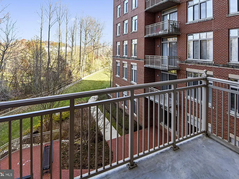4480 Market Commons Dr #305 — Photo 19