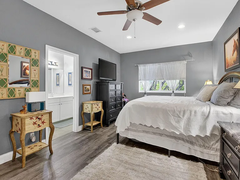 2626 Webb Ave — Photo 14