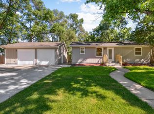 845 4th Ave W, Shakopee, MN 55379