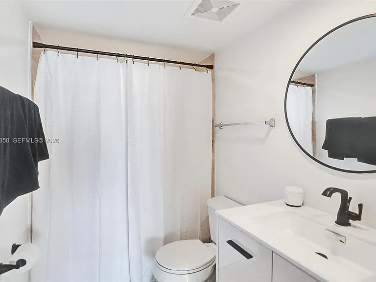 6917 Collins Ave #915 — Photo 12
