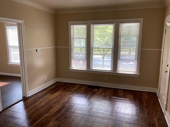 3rd image of 553 Fuller Ave SE #1