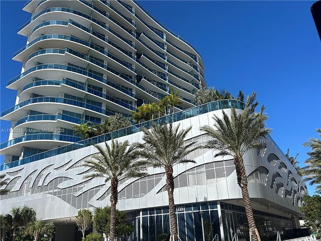 1st image of 17550 Collins Ave