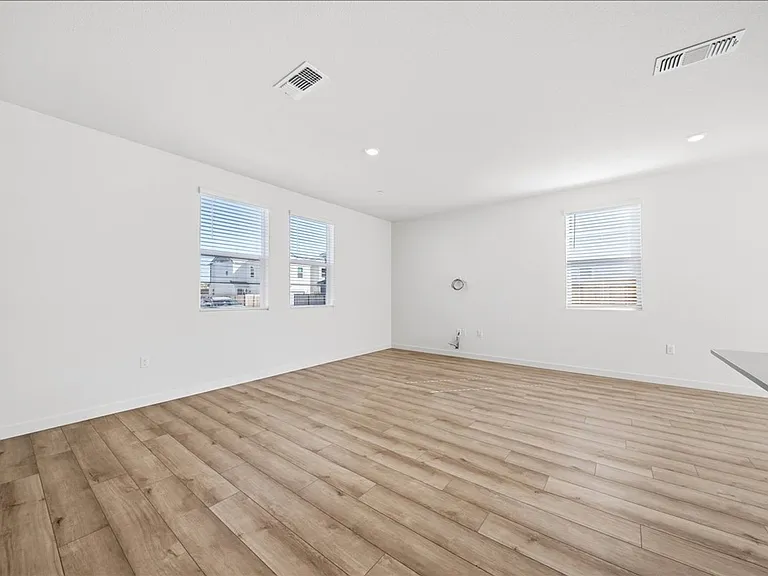 2416 Interstellar Ln — Photo 5