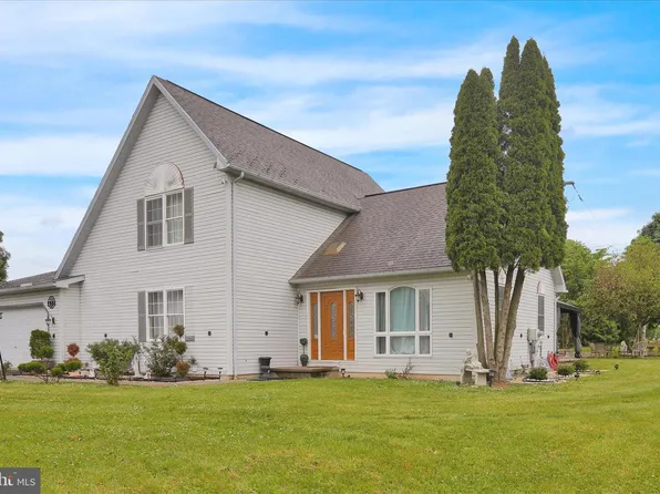 422 Noble St, Kutztown, PA 19530
