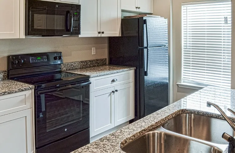 Joiner Crossing Apartments — Photo 43