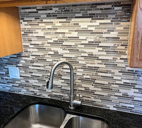 2nd image of 584 Creekwood Ct #4
