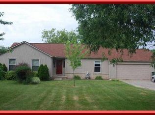 30653 S Hill Rd, New Hudson, MI 48165