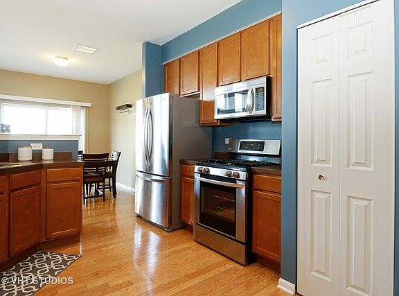 3rd image of 21544 Eich Dr #544