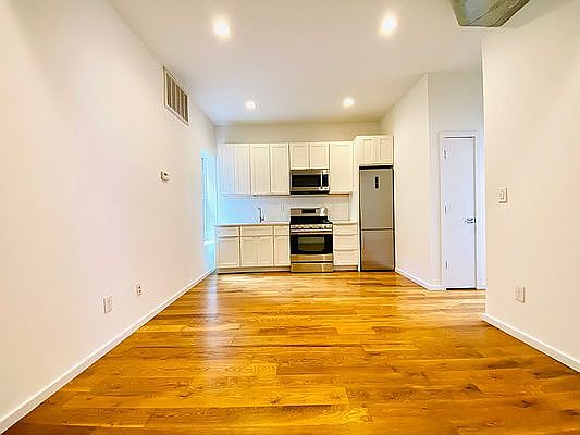 1st image of 85 Rockaway Ave #2F