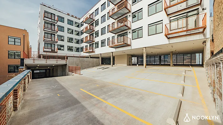 Rented by Nooklyn NYC LLC | media 40