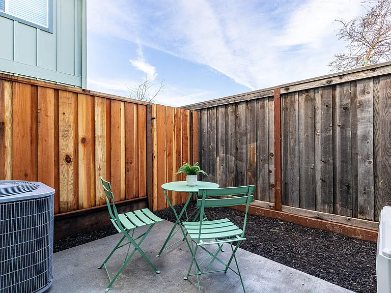 1501 Patty Pl — Photo 22