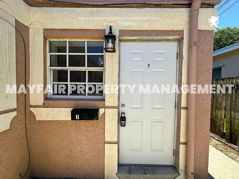 714 Latona Ave #7 — Photo 11