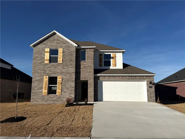 2440 Longfellow Dr, Bentonville, AR 72713