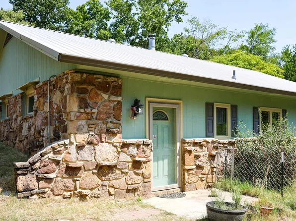 639 E Campground Rd, Ash Flat, AR 72513