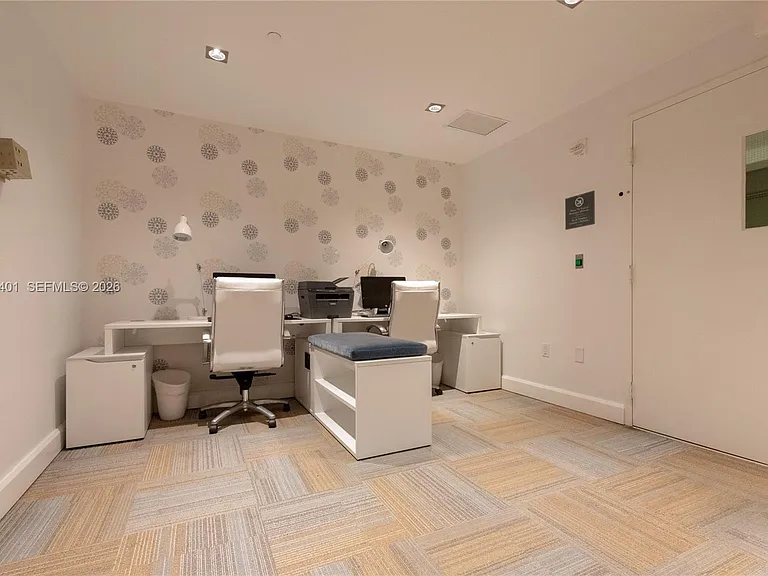 950 Brickell Bay Dr #4403 — Photo 15