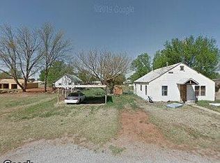 107 N Oak St, Seiling, OK 73663