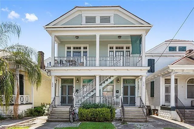 2 bed, 1.0 bath, 878 sqft, $1,500 — Photo 1