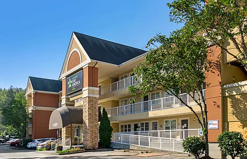 Seattle - Tukwila Photo 1