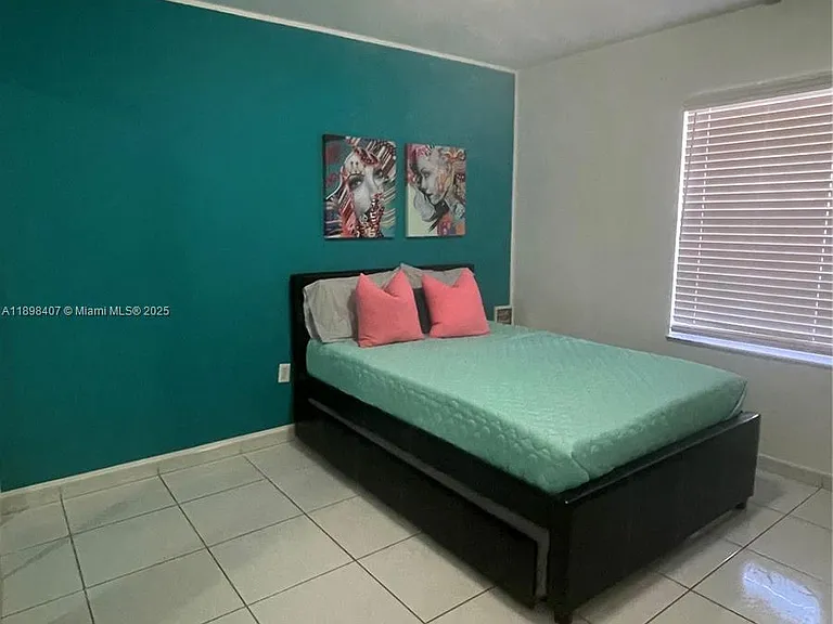 4521 NW 4th St #4521 — Photo 8
