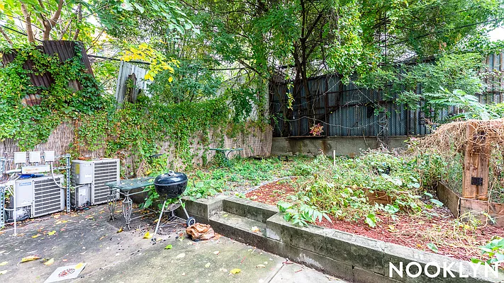 Rented by Nooklyn NYC LLC | media 27