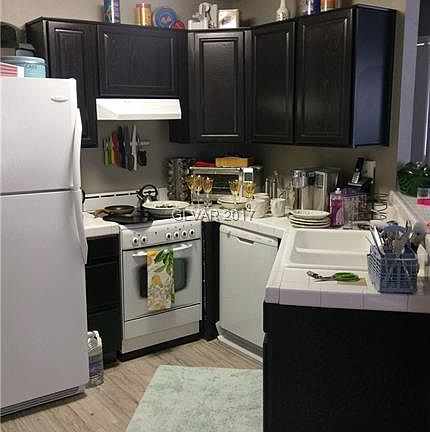 4th image of 510 Elm Dr Unit 201