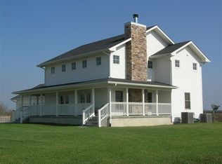 389 N 1700th Rd, Lecompton, KS 66050