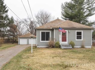 1309 Benning Ave NW, Grand Rapids, MI 49504