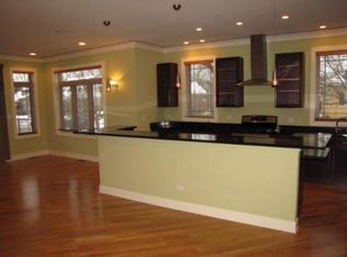 4359 W Hollywood Ave, Chicago, IL 60625