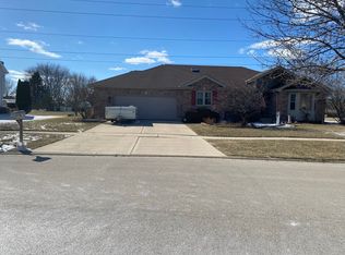 16232 Vintage Dr, Plainfield, IL 60586