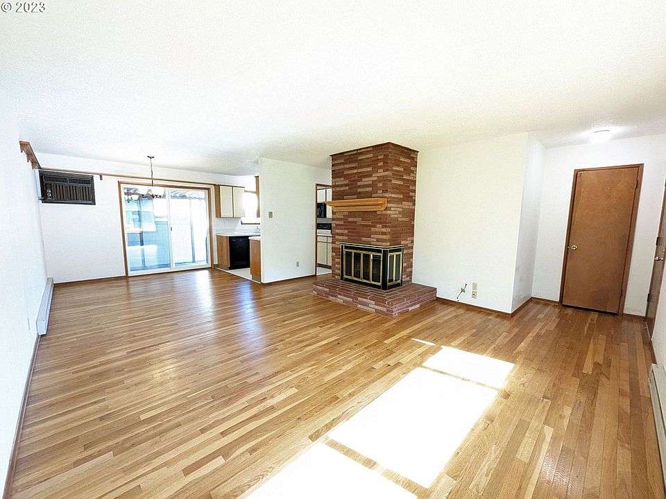 12355 SE Main St, Portland, OR 97233 MLS 23591675 Zillow