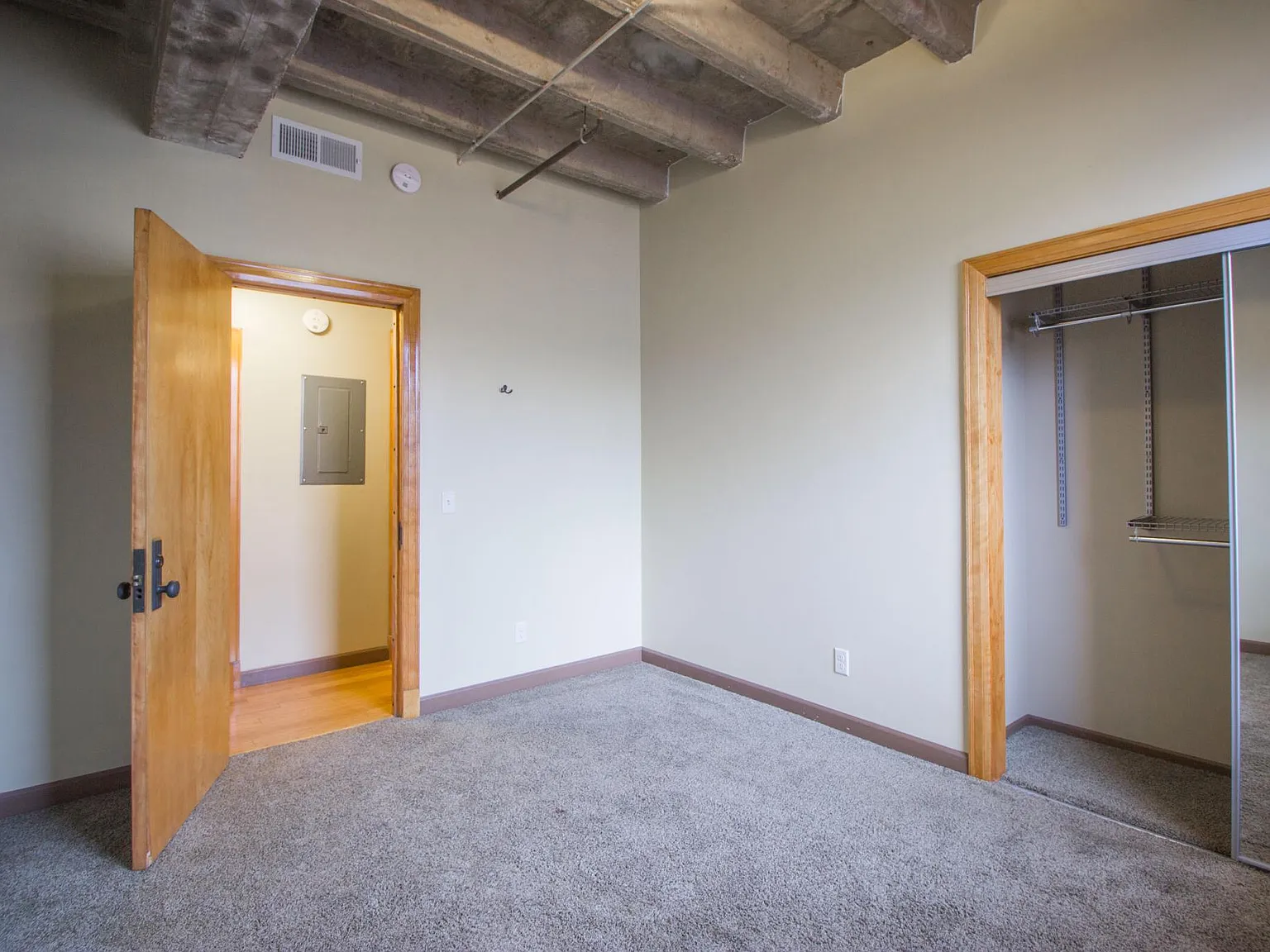 1 bed, 725 sqft, $850 — Photo 2