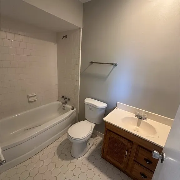 29 Ventura Blvd — Photo 7