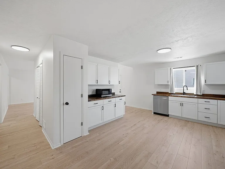 2242 Orchard St #2 — Photo 2