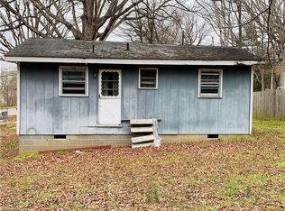 124 Albertson Rd, Thomasville, NC 27360