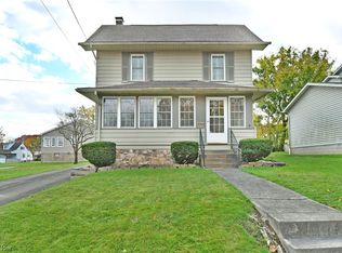 388 Maplewood Ave, Struthers, OH 44471