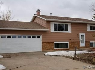 1326 Beaufort St, Laramie, WY 82072
